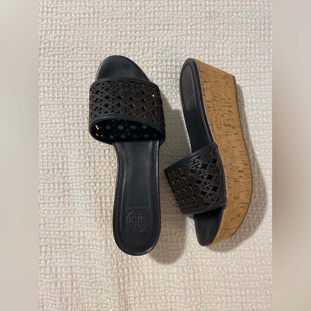 Tory Burch Elaine Wedge Slide Size 8.5